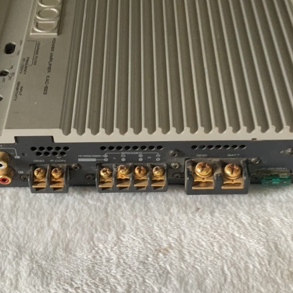 Kenwood vintage OLD SCHOOL Gray Car Audio Amplifier - Picture 3 of 4